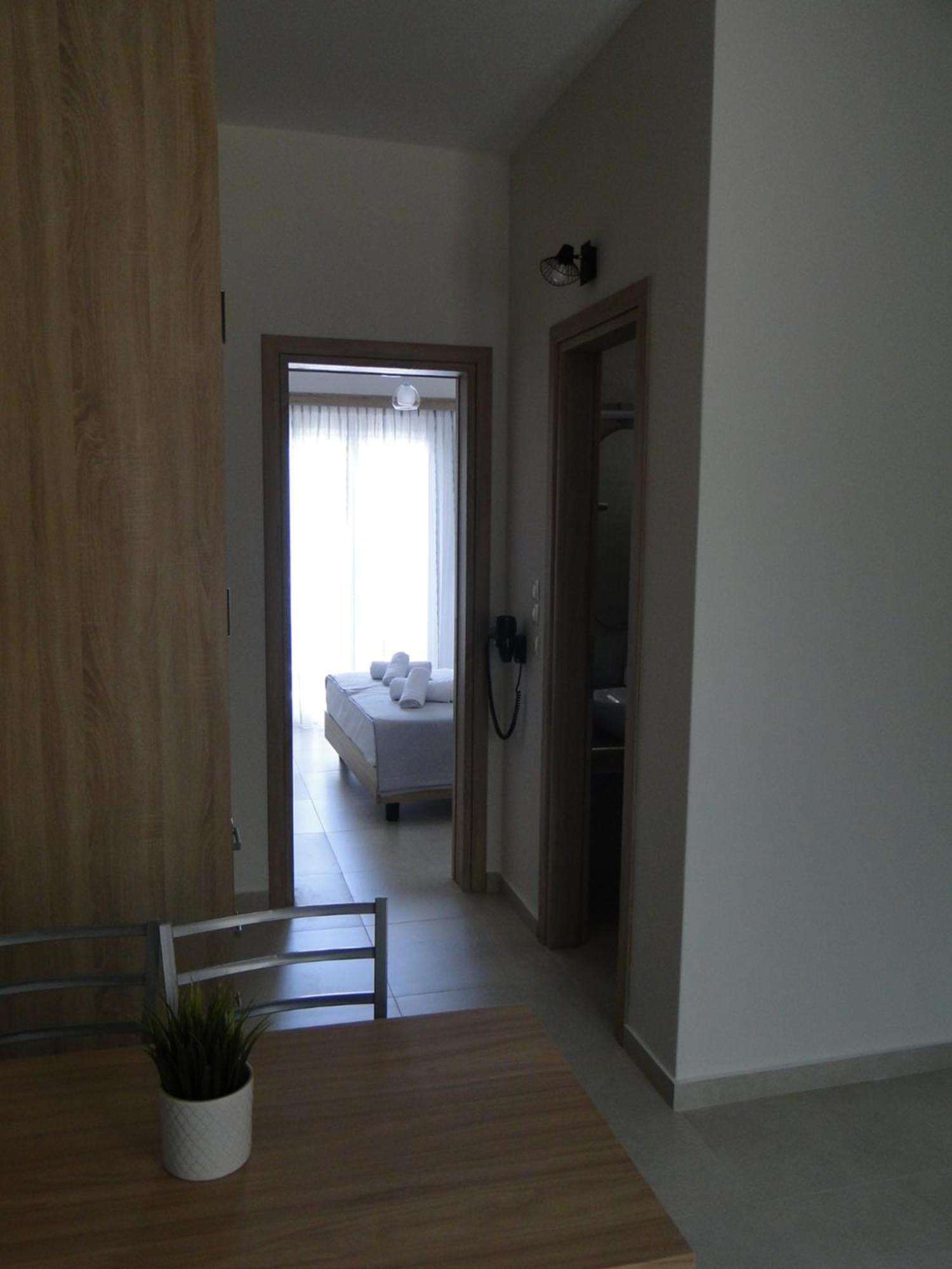 Chrysanthes No4 Apartment Poros Town Exterior photo